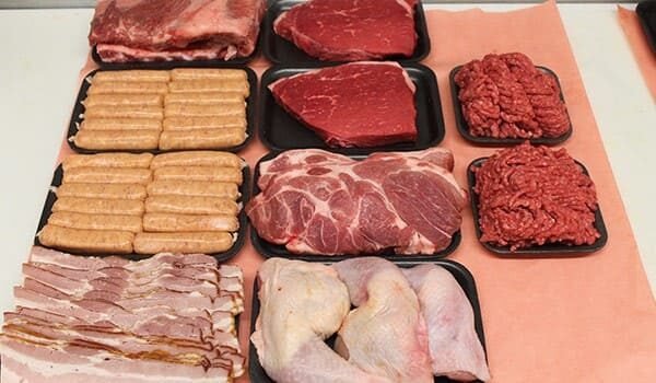 Why You Should Buy Meat from Farms?-www.unwedhousewifeblog.com